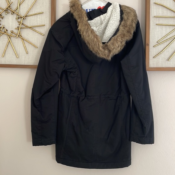 GAP black parka. Size: Small - Picture 2 of 5